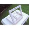 Atril sobremesa madera blanca, med. 25 al x 30 an – alquiler para eventos