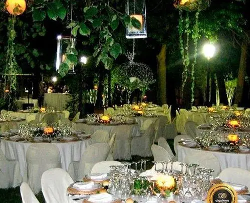 Alquiler y decoración para cenas de negocios e1662982098271