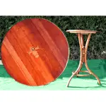 Mesita vintage nogal, med. 77 al x 50 ø cm – alquiler para eventos
