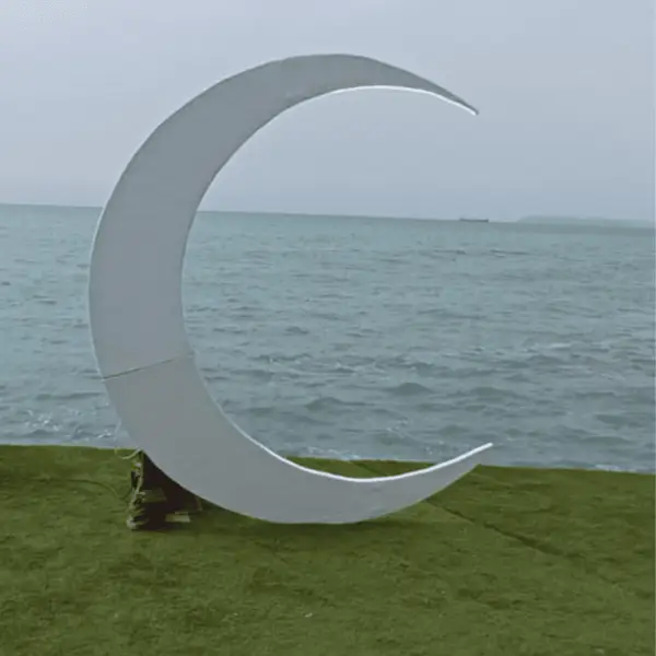 Luna Decorativa Photocall, Med. 2,35 Al X 1,80 An – alquiler para eventos
