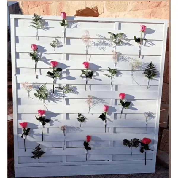 Paraban De Madera Blanco Con Soporte Medidas: 180 Cm. Altura X 180 Cm. Ancho – alquiler para eventos